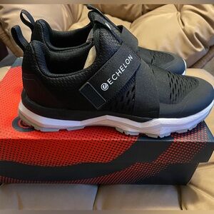 Echelon Bike Shoes Size 5 1/2 in Mens and 7 1/2 in womens